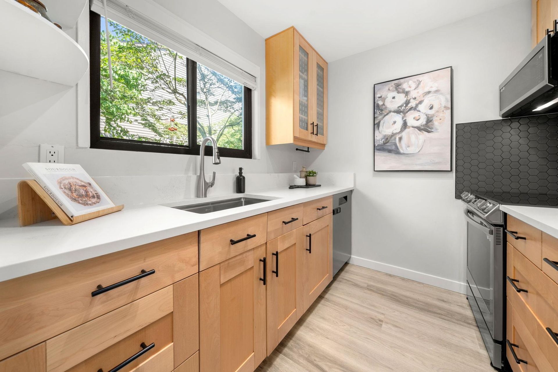 220-e-11th-street-central-lonsdale-north-vancouver-14 at 18 - 220 E 11th Street, Central Lonsdale, North Vancouver