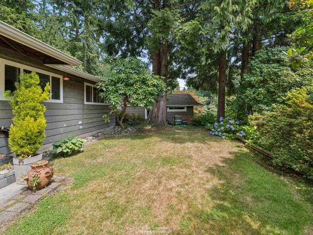 1525-avonlynn-crescent-westlynn-north-vancouver-28 at 1525 Avonlynn Crescent, Westlynn, North Vancouver