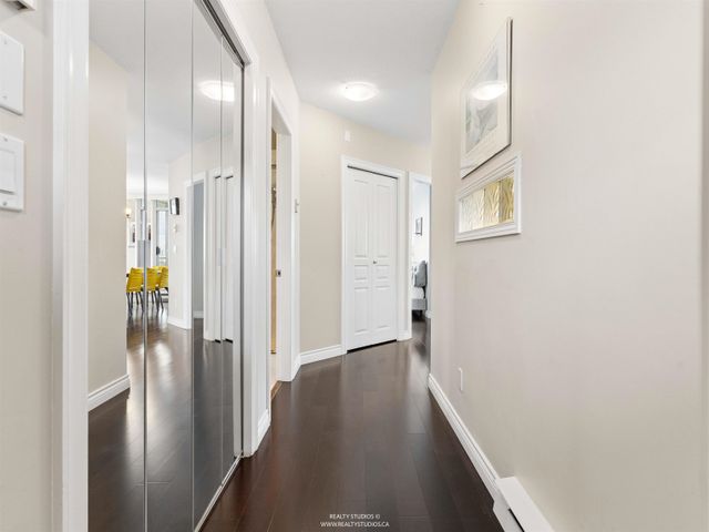 588-16th-street-ambleside-west-vancouver-04 at 603 - 588 16th Street, Ambleside, West Vancouver
