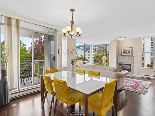 588-16th-street-ambleside-west-vancouver-10 at 603 - 588 16th Street, Ambleside, West Vancouver
