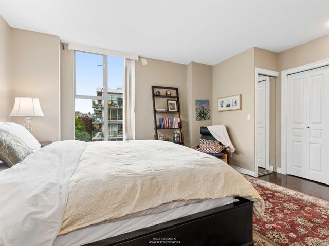 588-16th-street-ambleside-west-vancouver-25 at 603 - 588 16th Street, Ambleside, West Vancouver
