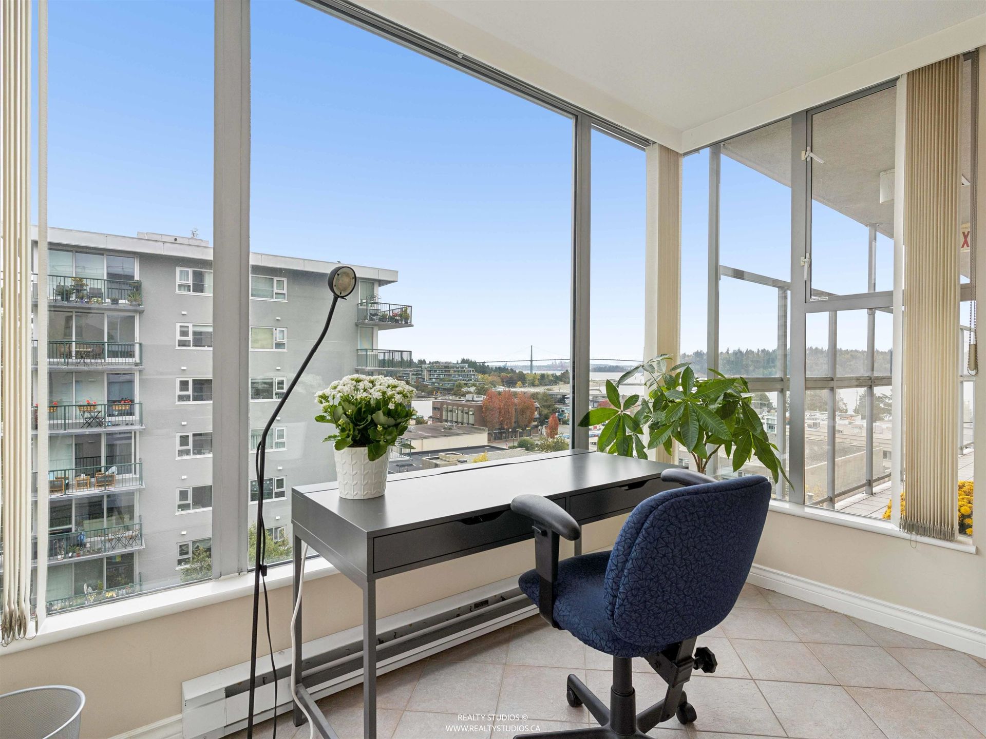 588-16th-street-ambleside-west-vancouver-19 at 603 - 588 16th Street, Ambleside, West Vancouver