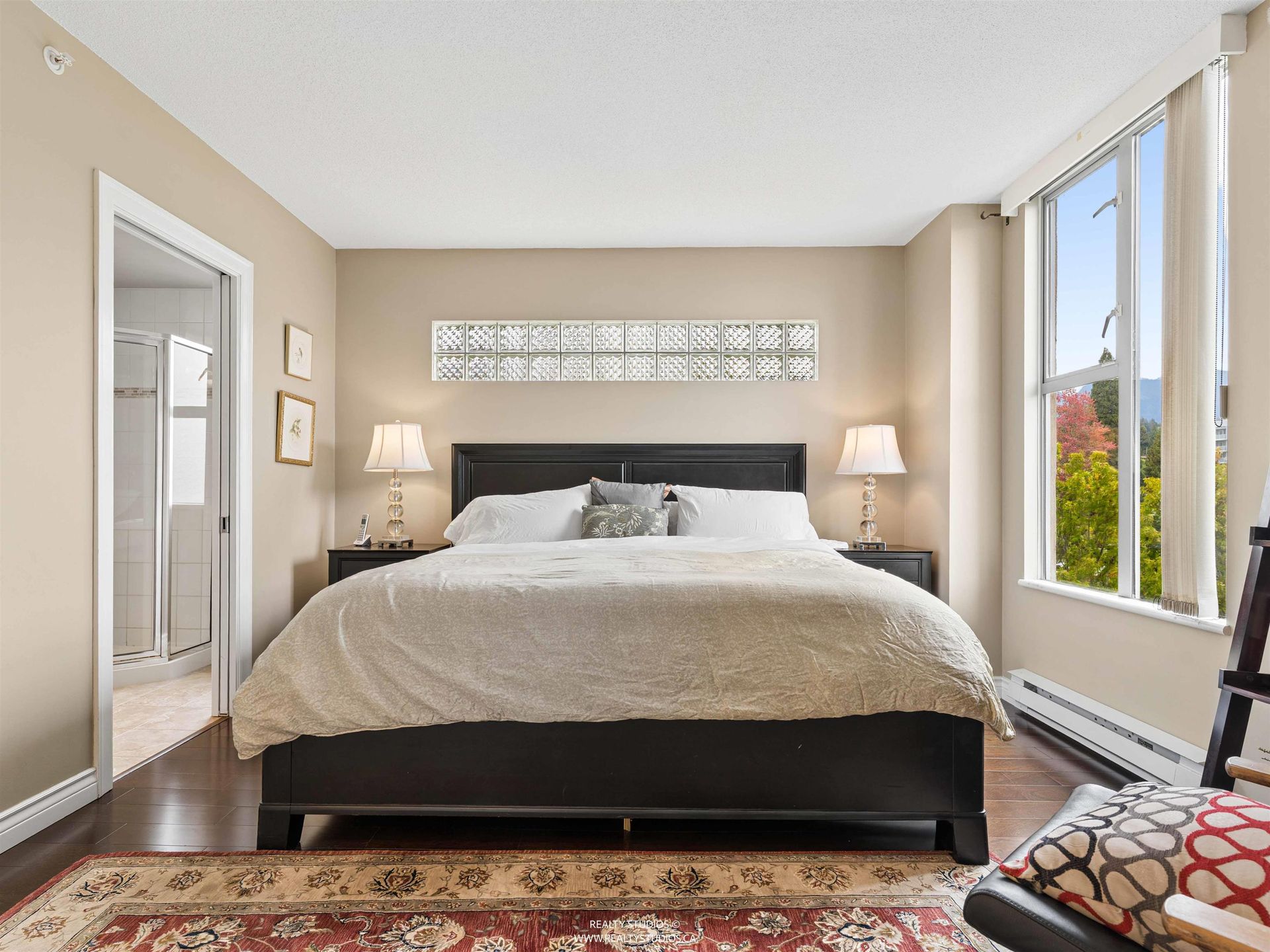 588-16th-street-ambleside-west-vancouver-28 at 603 - 588 16th Street, Ambleside, West Vancouver