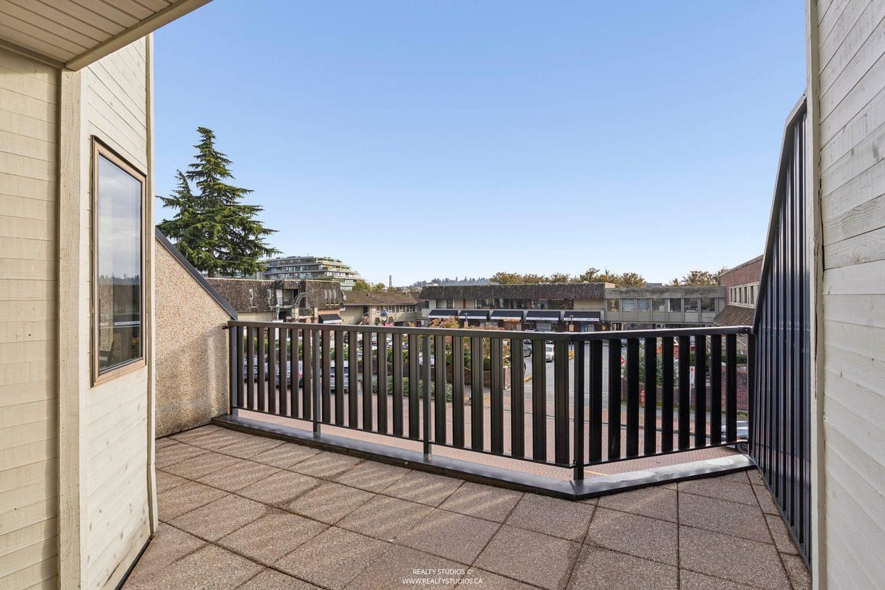 1459-clyde-avenue-ambleside-west-vancouver-07 at 1459 Clyde Avenue, Ambleside, West Vancouver