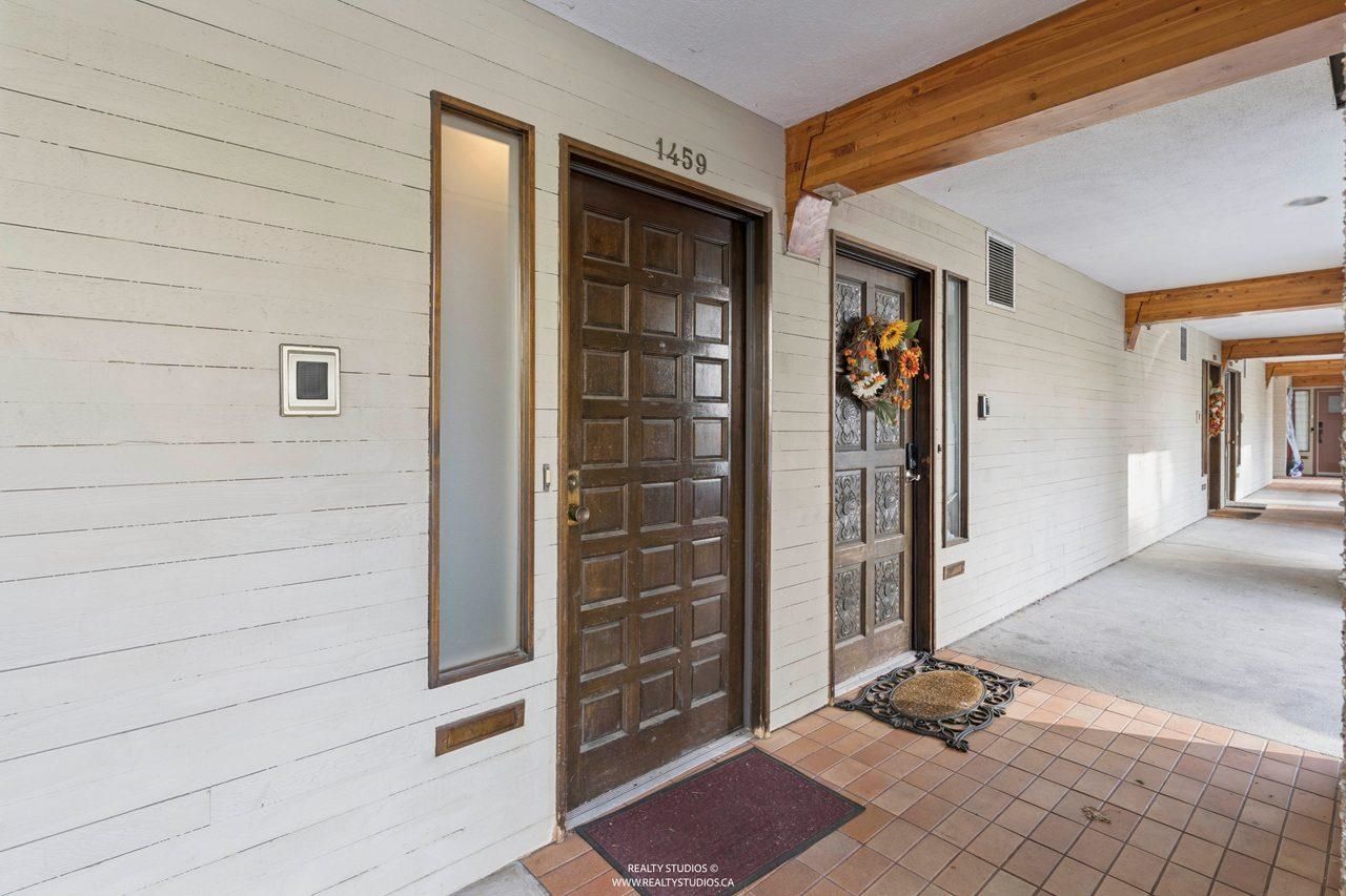 1459-clyde-avenue-ambleside-west-vancouver-31 at 1459 Clyde Avenue, Ambleside, West Vancouver