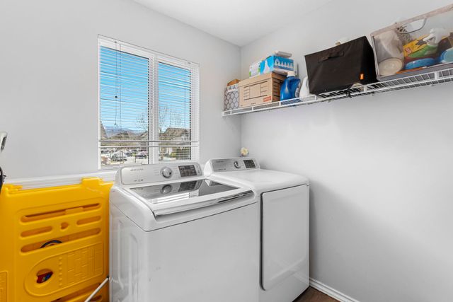 34795-1st-avenue-poplar-abbotsford-31 at 34795 1st Avenue, Poplar, Abbotsford