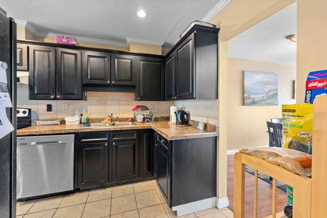 945-delestre-avenue-maillardville-coquitlam-08 at 945 Delestre Avenue, Maillardville, Coquitlam