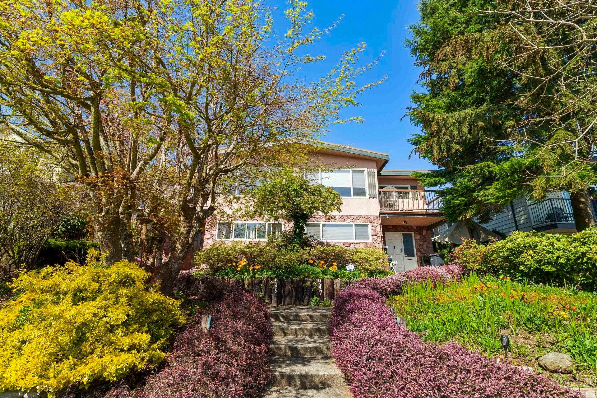 945 Delestre Avenue, Maillardville, Coquitlam photo number 1