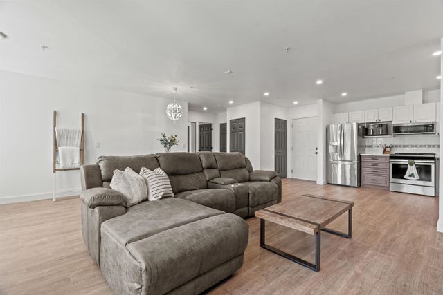 45745-princess-avenue-chilliwack-proper-west-chilliwack-08 at 503 - 45745 Princess Avenue, Chilliwack Proper West, Chilliwack