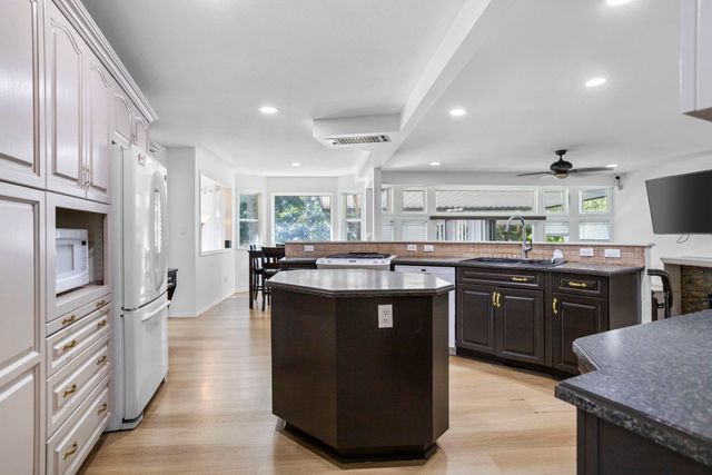 3737-lethbridge-drive-abbotsford-east-abbotsford-14 at 3737 Lethbridge Drive, Abbotsford East, Abbotsford