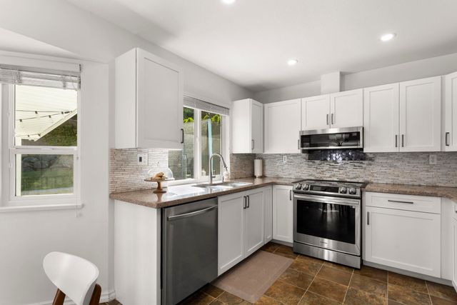 2335-harper-drive-abbotsford-east-abbotsford-13 at 2335 Harper Drive, Abbotsford East, Abbotsford