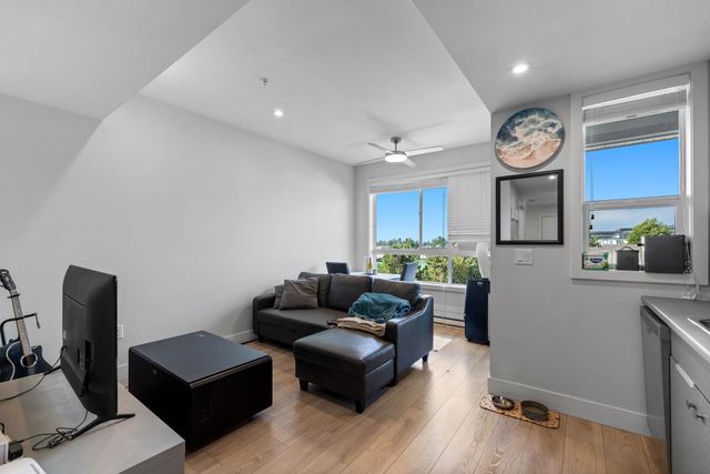 1516-mccallum-road-poplar-abbotsford-03 at 501 - 1516 Mccallum Road, Poplar, Abbotsford