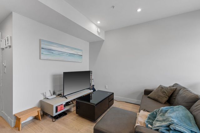 1516-mccallum-road-poplar-abbotsford-06 at 501 - 1516 Mccallum Road, Poplar, Abbotsford