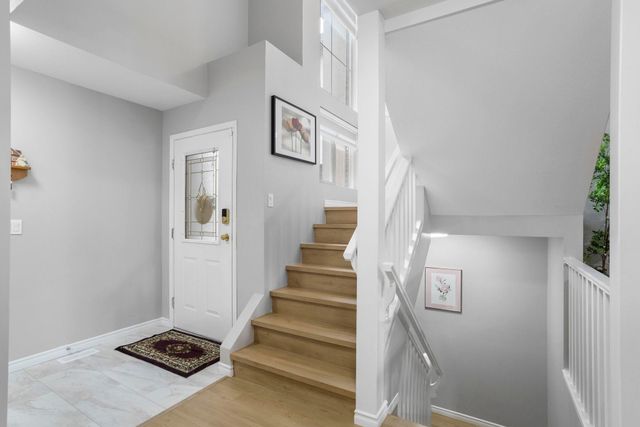 2525-yale-court-abbotsford-east-abbotsford-03 at 32 - 2525 Yale Court, Abbotsford East, Abbotsford