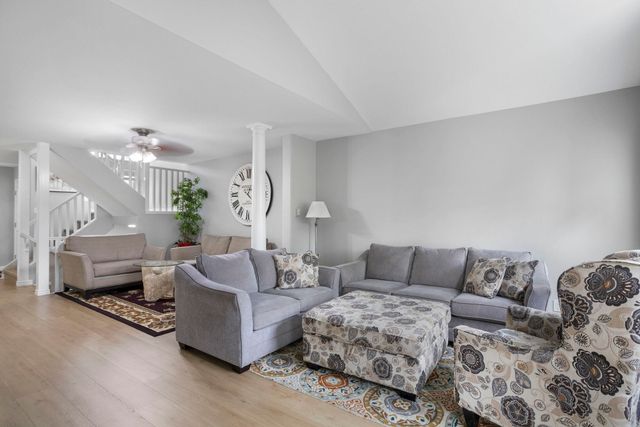 2525-yale-court-abbotsford-east-abbotsford-07 at 32 - 2525 Yale Court, Abbotsford East, Abbotsford