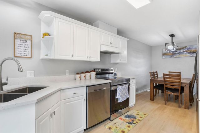 2525-yale-court-abbotsford-east-abbotsford-14 at 32 - 2525 Yale Court, Abbotsford East, Abbotsford