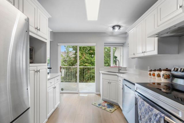 2525-yale-court-abbotsford-east-abbotsford-17 at 32 - 2525 Yale Court, Abbotsford East, Abbotsford