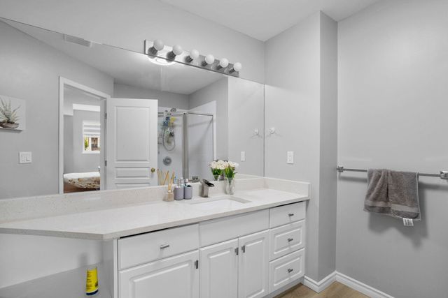 2525-yale-court-abbotsford-east-abbotsford-25 at 32 - 2525 Yale Court, Abbotsford East, Abbotsford