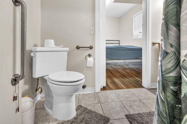 1609-kent-avenue-oxford-heights-port-coquitlam-23 at 1609 Kent Avenue, Oxford Heights, Port Coquitlam