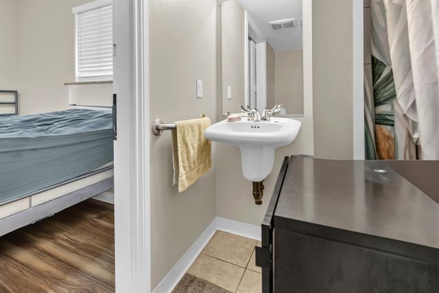 1609-kent-avenue-oxford-heights-port-coquitlam-24 at 1609 Kent Avenue, Oxford Heights, Port Coquitlam