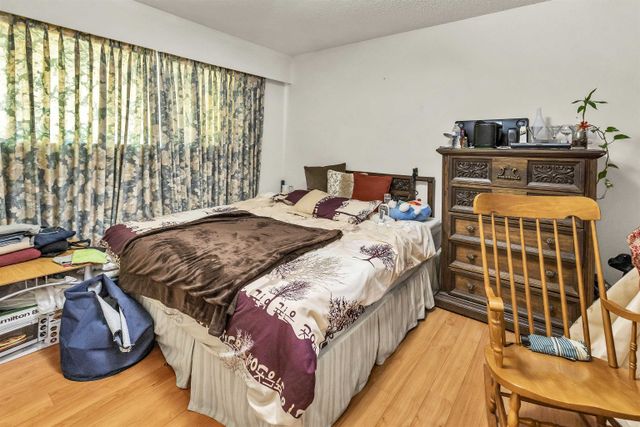 1609-kent-avenue-oxford-heights-port-coquitlam-27 at 1609 Kent Avenue, Oxford Heights, Port Coquitlam