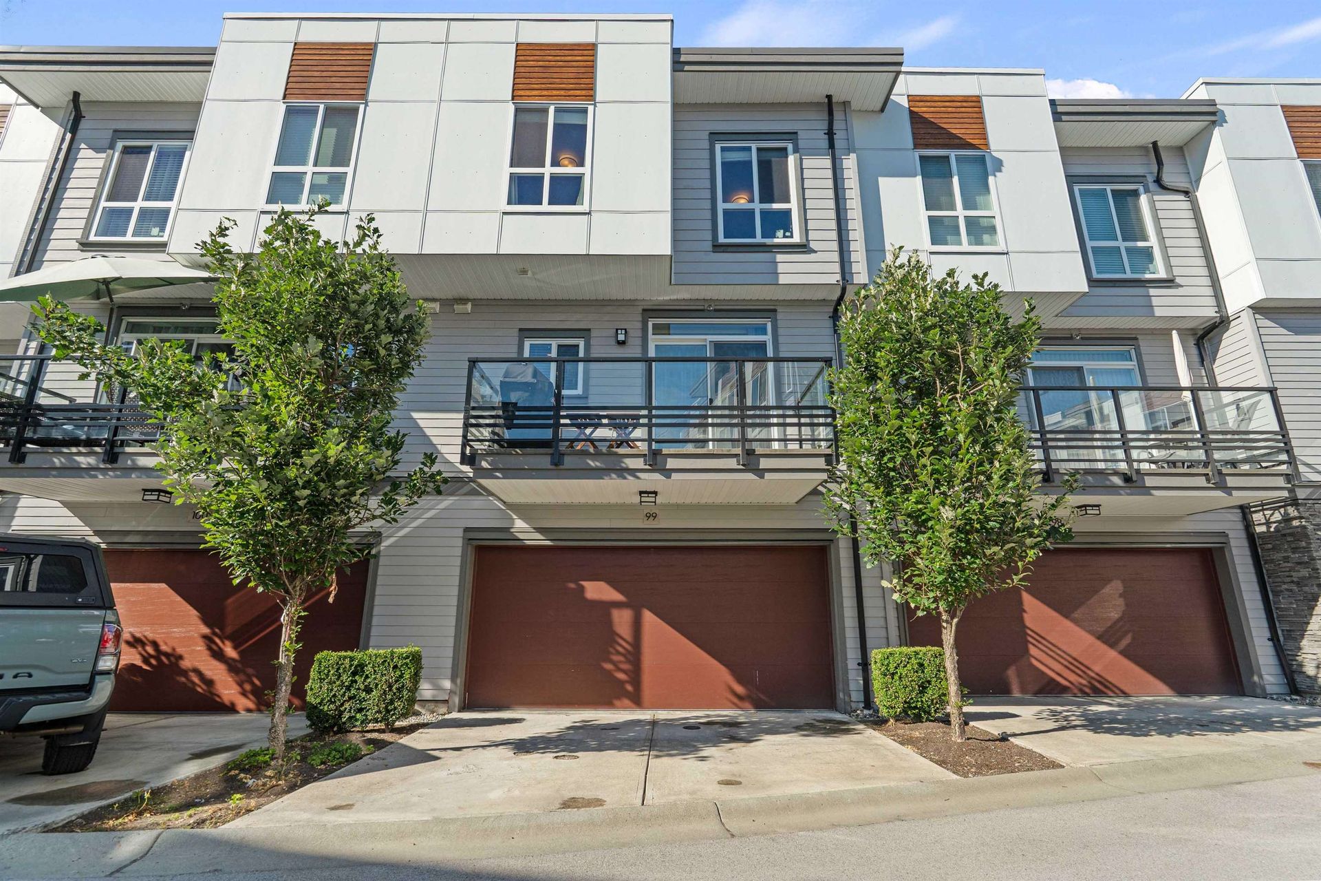 99 - 7947 209 Street, Willoughby Heights, Langley photo number 1