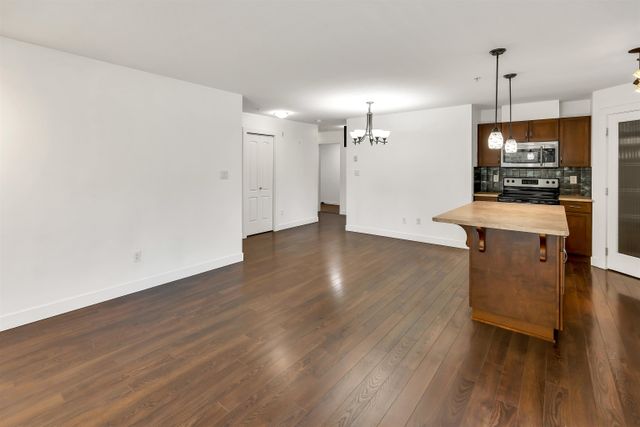 2038-sandalwood-crescent-central-abbotsford-abbotsford-05 at 108 - 2038 Sandalwood Crescent, Central Abbotsford, Abbotsford