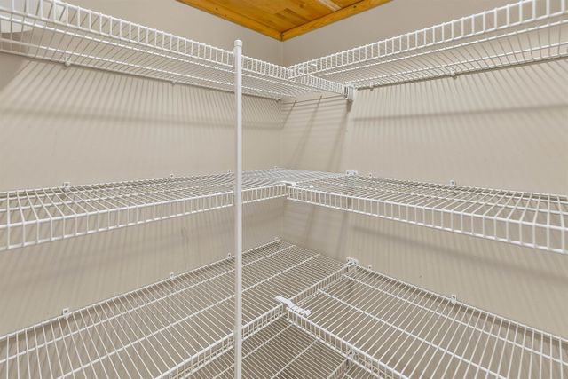 2038-sandalwood-crescent-central-abbotsford-abbotsford-09 at 108 - 2038 Sandalwood Crescent, Central Abbotsford, Abbotsford