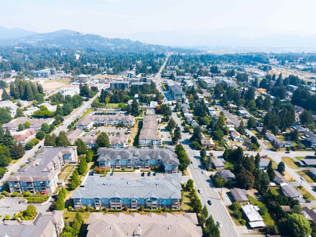 2038-sandalwood-crescent-central-abbotsford-abbotsford-33 at 108 - 2038 Sandalwood Crescent, Central Abbotsford, Abbotsford