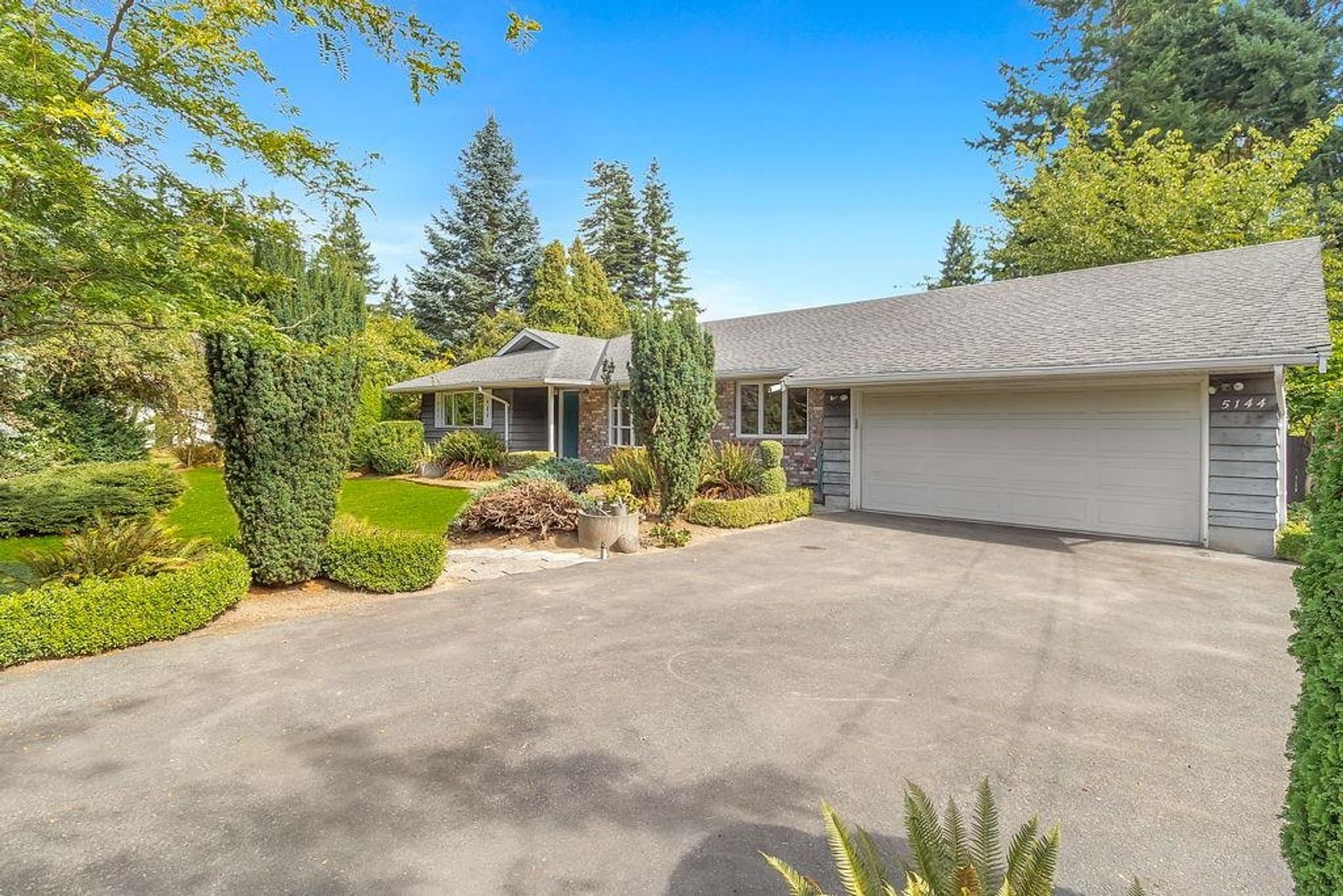 5144 235 Street, Salmon River, Langley photo number 1