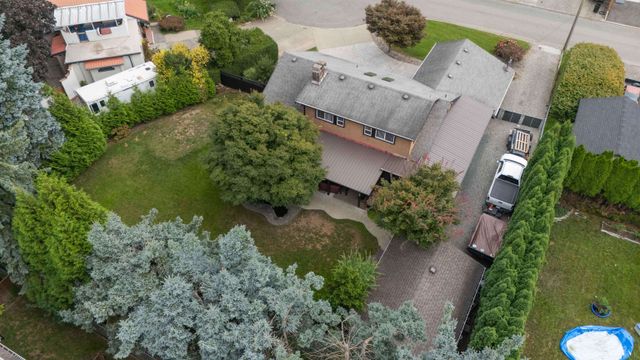 1752-cedar-place-agassiz-agassiz-03 at 1752 Cedar Place, Agassiz