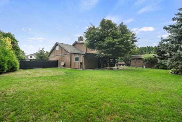 1752-cedar-place-agassiz-agassiz-33 at 1752 Cedar Place, Agassiz