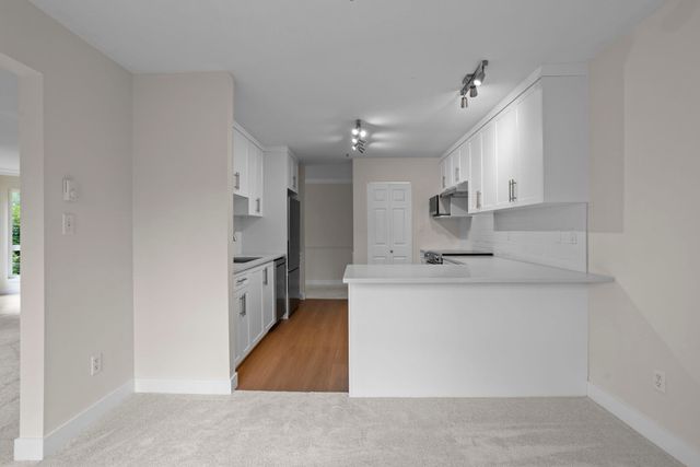 3172-gladwin-road-central-abbotsford-abbotsford-10 at 201 - 3172 Gladwin Road, Central Abbotsford, Abbotsford