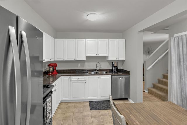 32310-mouat-drive-abbotsford-west-abbotsford-07 at 42 - 32310 Mouat Drive, Abbotsford West, Abbotsford