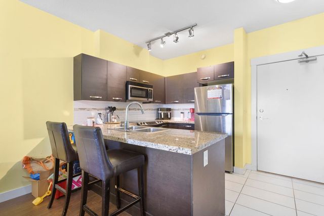 33539-holland-avenue-central-abbotsford-abbotsford-07 at 203 - 33539 Holland Avenue, Central Abbotsford, Abbotsford