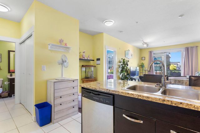 33539-holland-avenue-central-abbotsford-abbotsford-10 at 203 - 33539 Holland Avenue, Central Abbotsford, Abbotsford