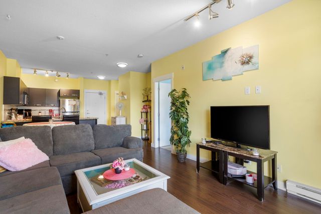 33539-holland-avenue-central-abbotsford-abbotsford-13 at 203 - 33539 Holland Avenue, Central Abbotsford, Abbotsford