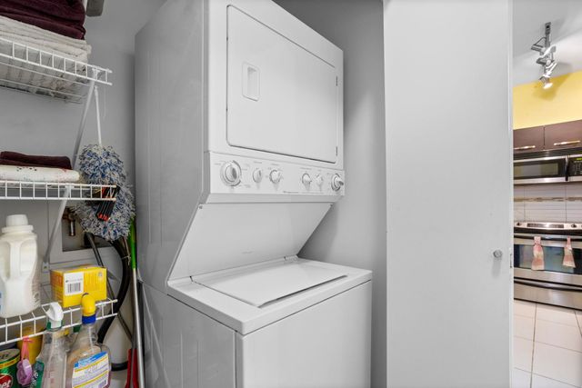 33539-holland-avenue-central-abbotsford-abbotsford-25 at 203 - 33539 Holland Avenue, Central Abbotsford, Abbotsford