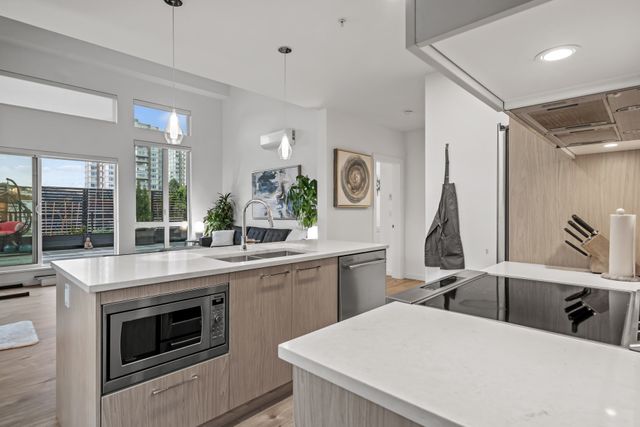 mls-29 at 502 - 3182 Gladwin Road, Central Abbotsford, Abbotsford