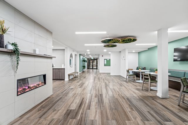 mls-7 at 502 - 3182 Gladwin Road, Central Abbotsford, Abbotsford