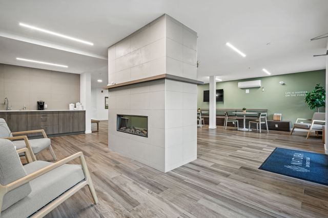 mls-8 at 502 - 3182 Gladwin Road, Central Abbotsford, Abbotsford