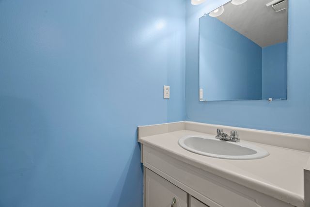 mls-17 at 1012 - 34909 Old Yale Road, Abbotsford East, Abbotsford