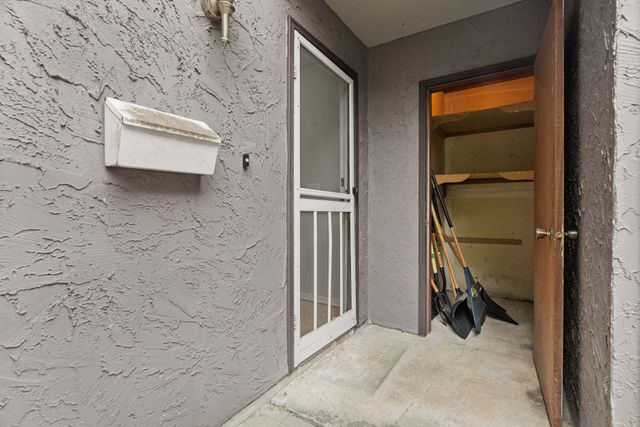 mls-2 at 1012 - 34909 Old Yale Road, Abbotsford East, Abbotsford