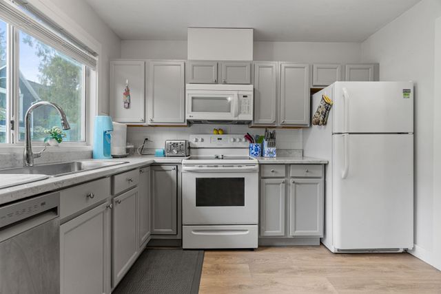 5904-vedder-road-vedder-crossing-sardis-06 at 38 - 5904 Vedder Road, Vedder Crossing, Sardis