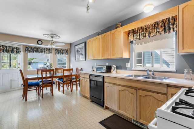 8479-cade-barr-street-mission-bc-mission-14 at 8479 Cade Barr Street, Mission BC, Mission