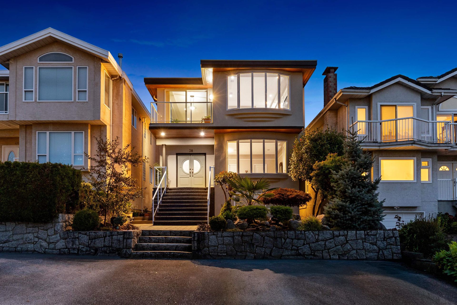 38 N Glynde Avenue, Capitol Hill BN, Burnaby North photo number 1 38 N Glynde Avenue, Capitol Hill BN, Burnaby North photo number 1