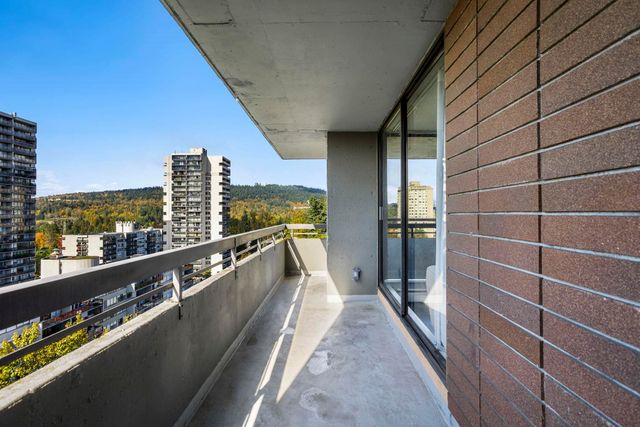 3737-bartlett-court-sullivan-heights-burnaby-north-23 at 1605 - 3737 Bartlett Court, Sullivan Heights, Burnaby North