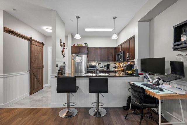 2353-marpole-avenue-central-pt-coquitlam-port-coquitlam-10 at 215 - 2353 Marpole Avenue, Central Pt Coquitlam, Port Coquitlam