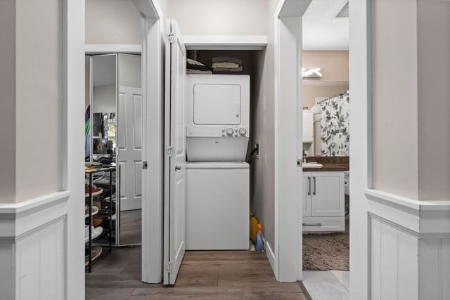 2353-marpole-avenue-central-pt-coquitlam-port-coquitlam-20 at 215 - 2353 Marpole Avenue, Central Pt Coquitlam, Port Coquitlam