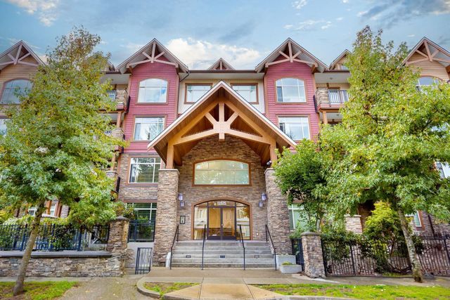 12525-190a-street-mid-meadows-pitt-meadows-01 at 209 - 12525 190a Street, Mid Meadows, Pitt Meadows